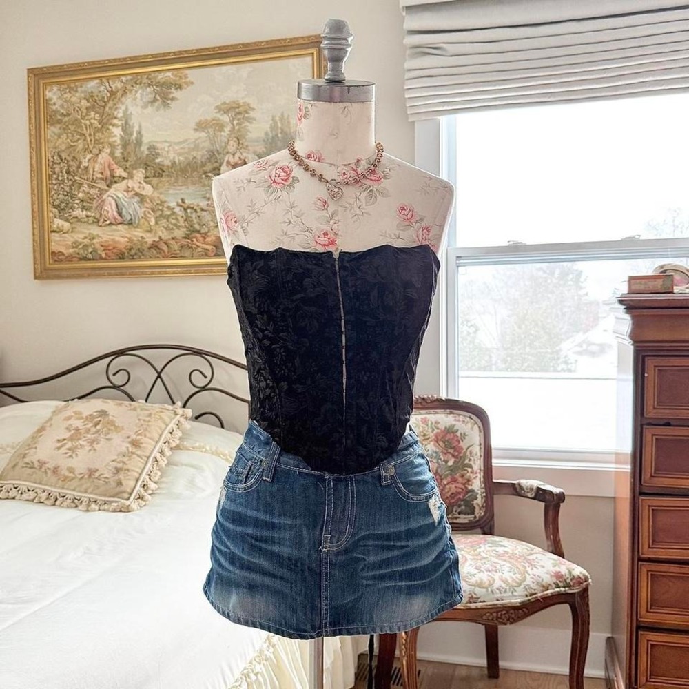 black velvet corset top  Y2K‎ Windsor black velvet corset top size xs